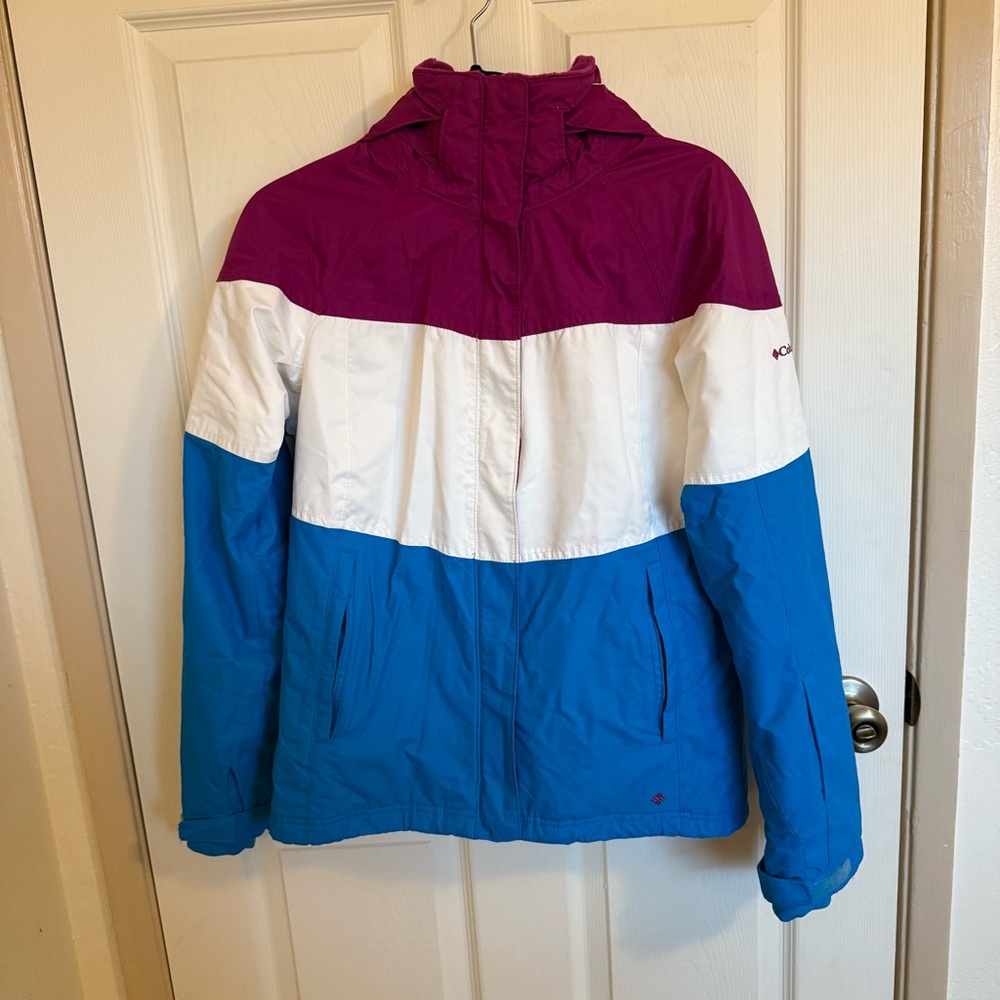 Columbia Snow Jacket - Size Medium Girls, fits like women’s XS